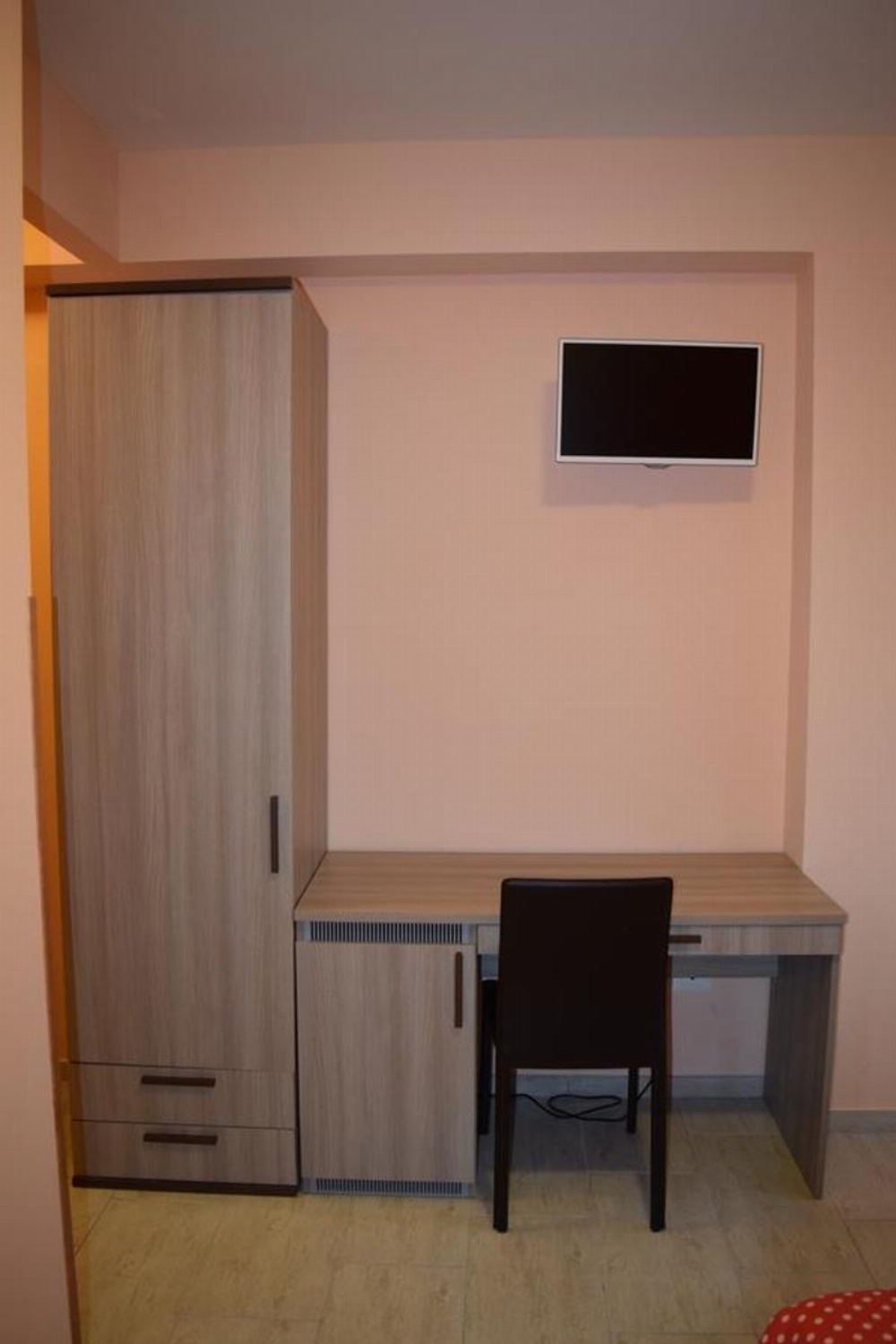 Single Room with Private Bathroom